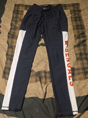 Black Bengals Athletic Leggings with White Side Panels Brand New Small